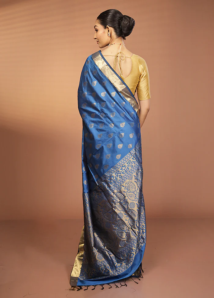Blue Kanjivaram Silk Saree With Blouse Piece - Image 3