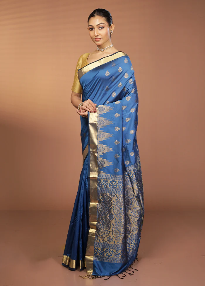 Blue Kanjivaram Silk Saree With Blouse Piece - Image 4