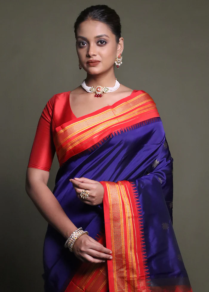Blue Kanjivaram Silk Saree With Blouse Piece - Image 2