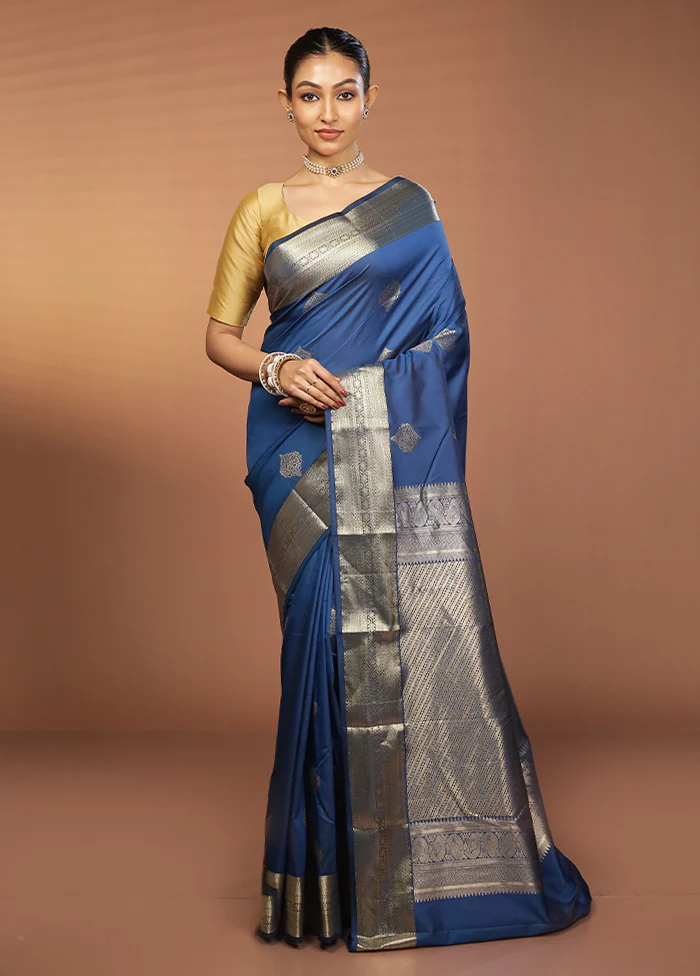 Blue Kanjivaram Silk Saree With Blouse Piece - Image 2