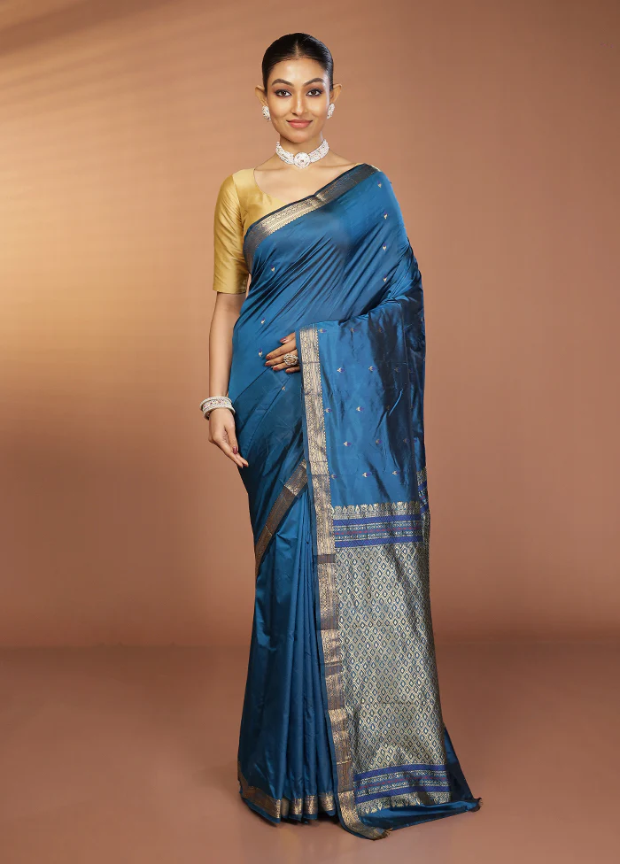 Blue Kanjivaram Silk Saree With Blouse Piece - Image 2