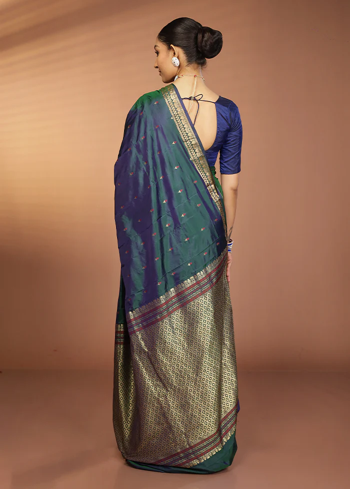 Blue Kanjivaram Silk Saree With Blouse Piece - Image 3