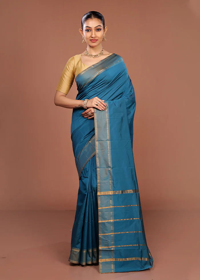 Blue Kanjivaram Silk Saree With Blouse Piece - Image 2