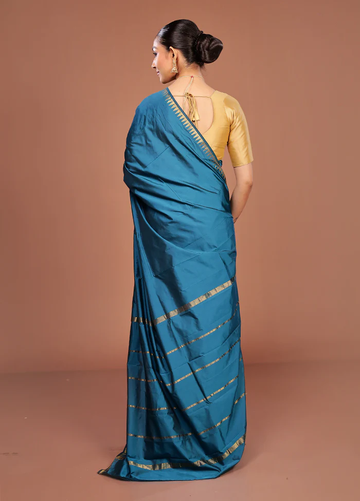 Blue Kanjivaram Silk Saree With Blouse Piece - Image 3