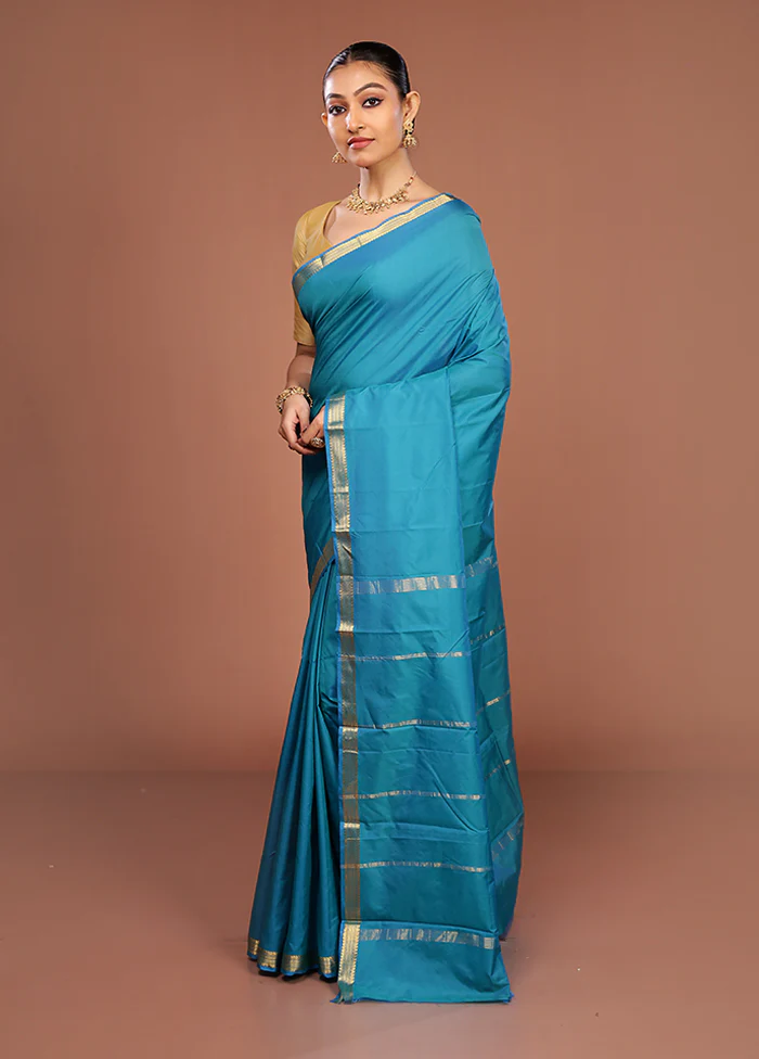 Blue Kanjivaram Silk Saree With Blouse Piece - Image 4