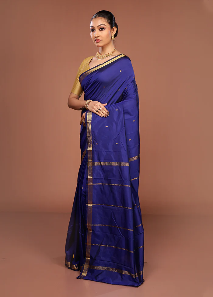 Blue Kanjivaram Silk Saree With Blouse Piece - Image 4
