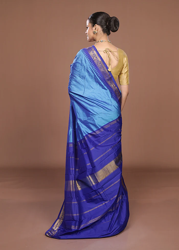 Blue Kanjivaram Silk Saree With Blouse Piece - Image 3