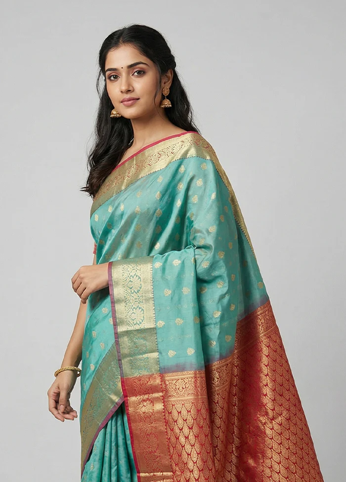 Blue Kanjivaram Silk Saree With Blouse Piece - Image 2