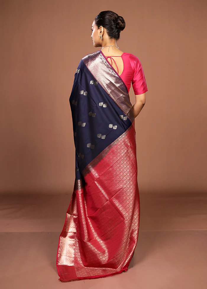 Blue Kanjivaram Silk Saree With Blouse Piece - Image 3