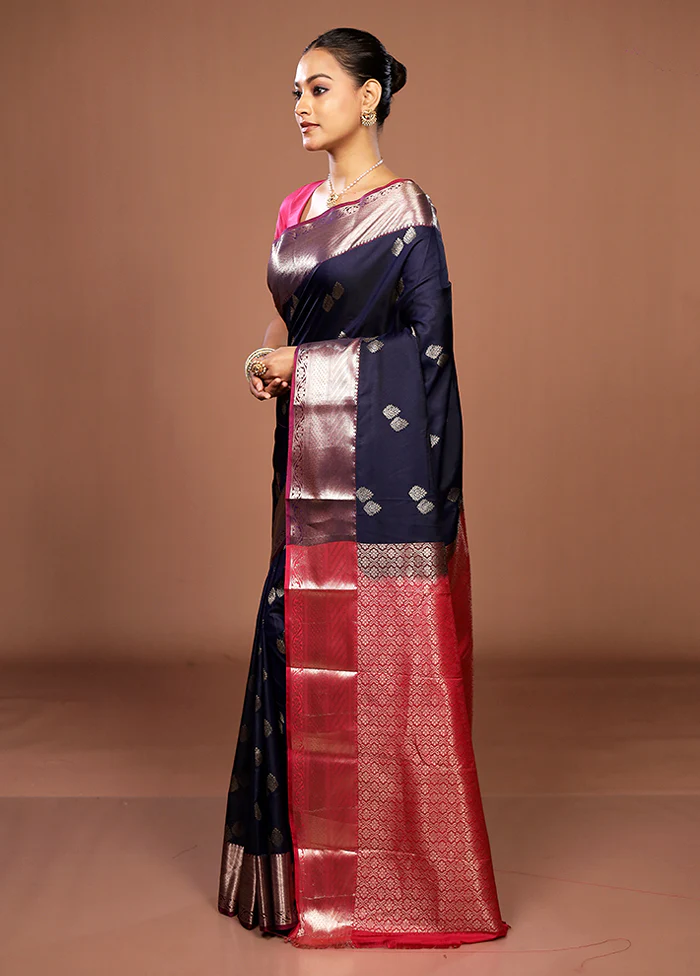 Blue Kanjivaram Silk Saree With Blouse Piece - Image 4