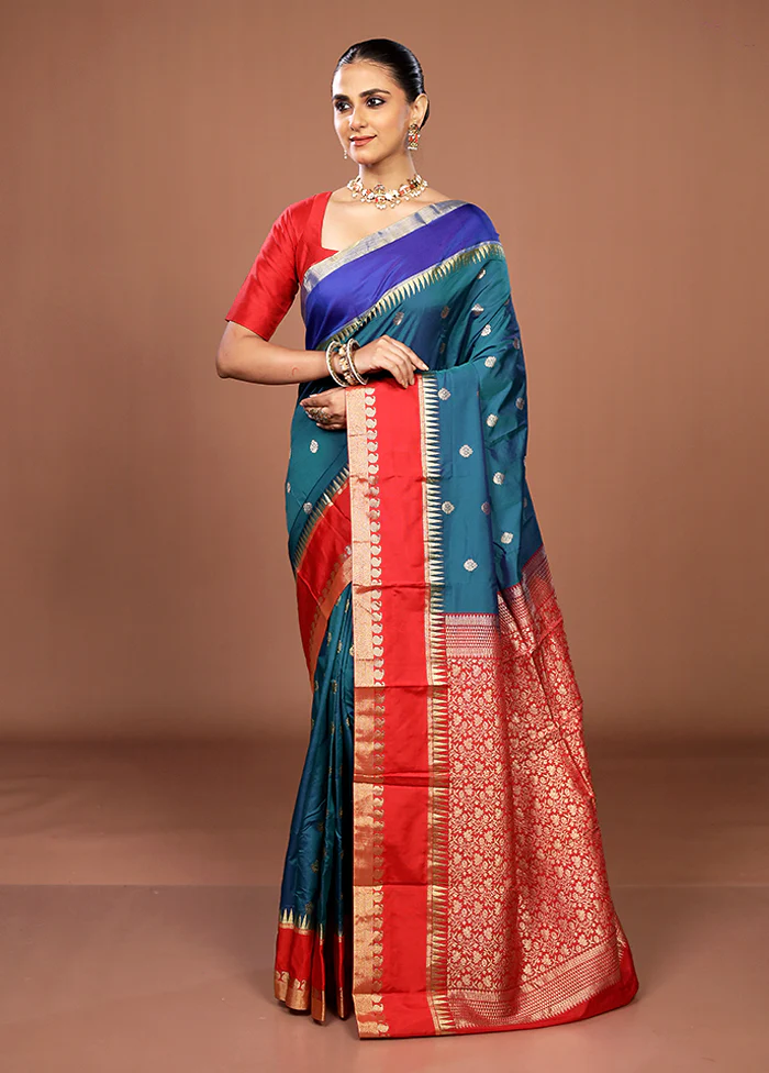 Blue Kanjivaram Silk Saree With Blouse Piece - Image 2