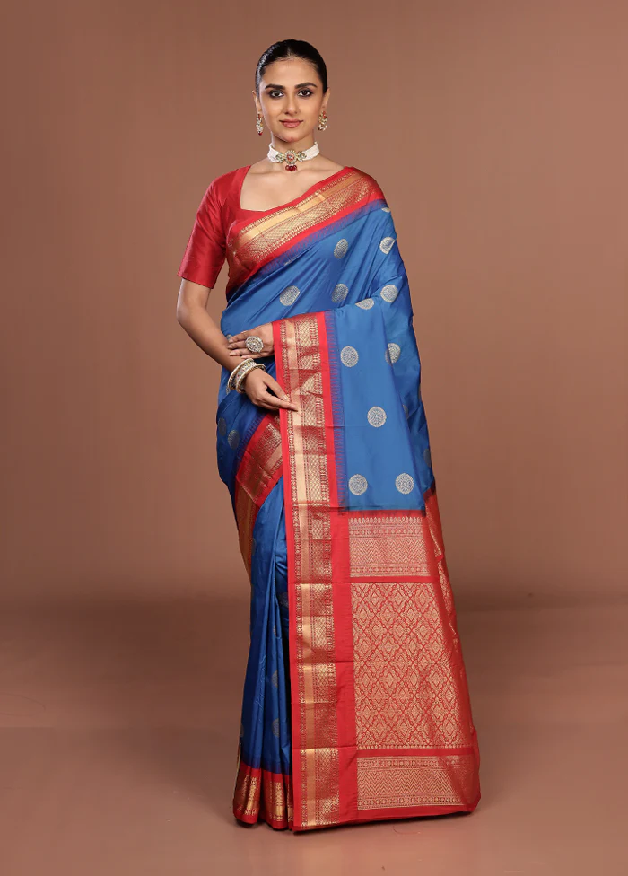 Blue Kanjivaram Silk Saree With Blouse Piece - Image 2