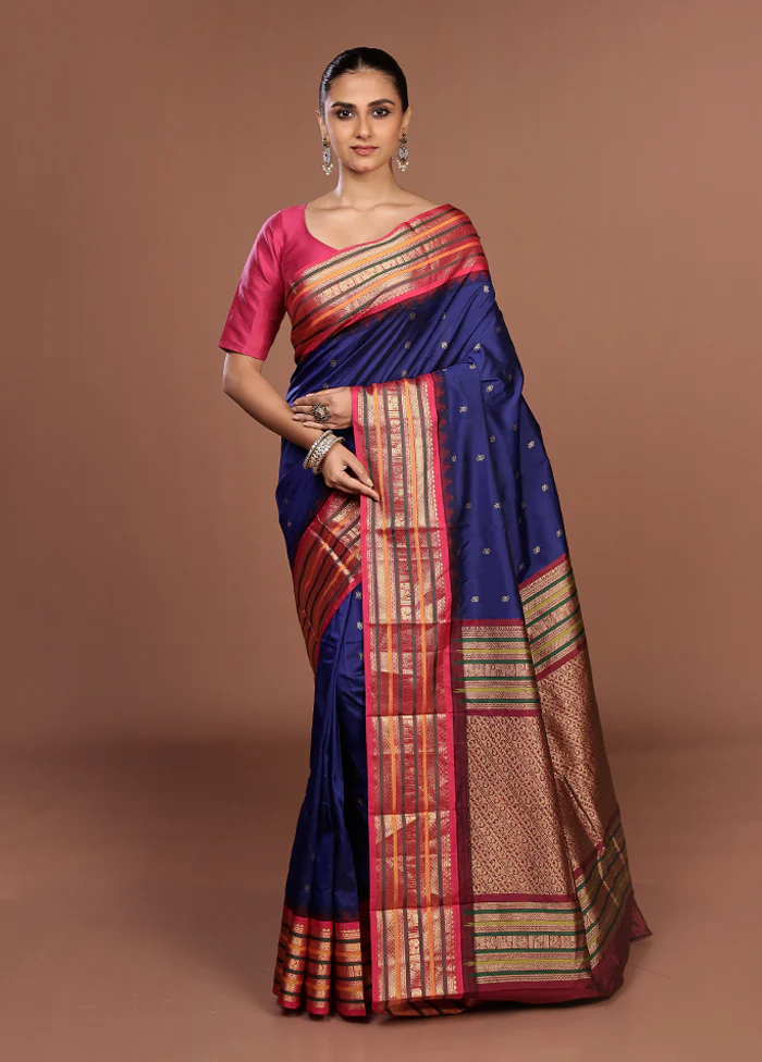 Blue Kanjivaram Silk Saree With Blouse Piece - Image 2