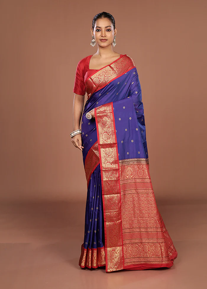 Blue Kanjivaram Silk Saree With Blouse Piece - Image 2