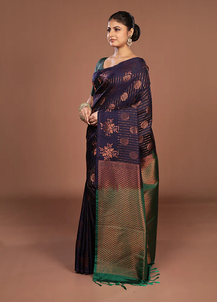 Blue Kanjivaram Silk Saree With Blouse Piece - Image 4