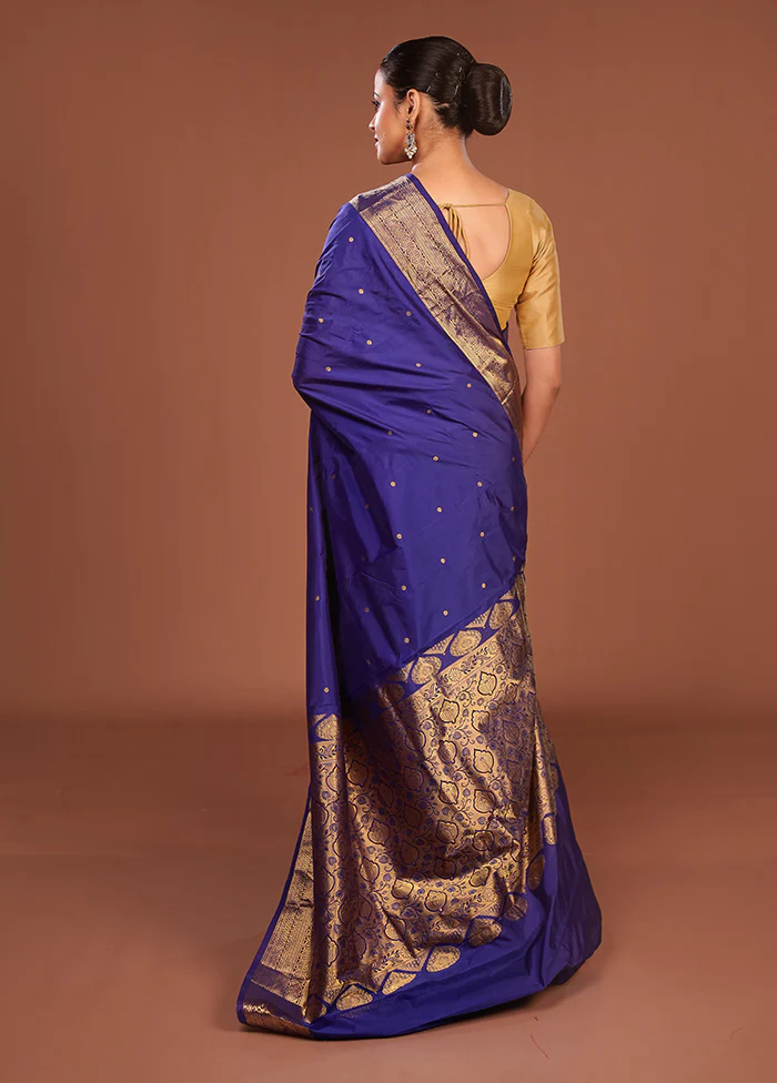 Blue Kanjivaram Silk Saree With Blouse Piece - Image 3