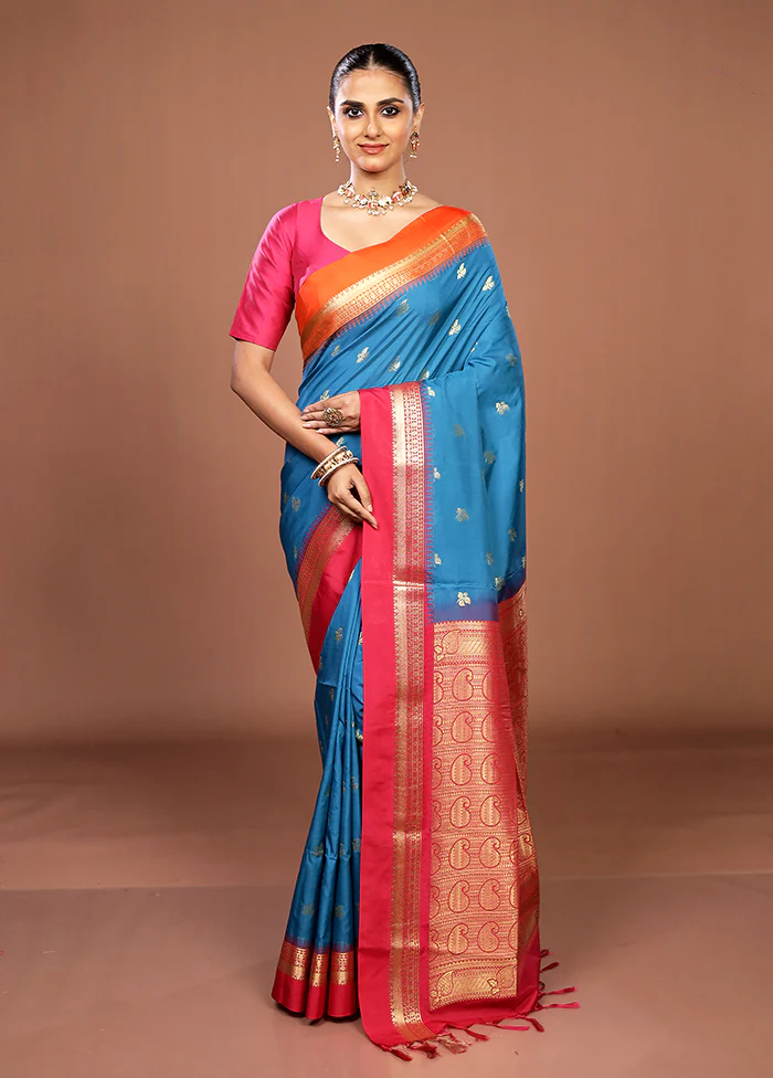 Blue Kanjivaram Silk Saree With Blouse Piece - Image 2