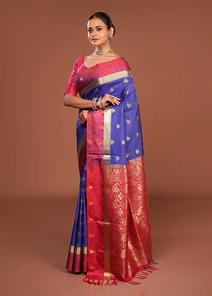 Blue Kanjivaram Silk Saree With Blouse Piece - Image 4