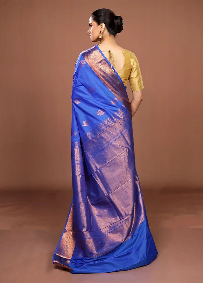 Blue Kanjivaram Silk Saree With Blouse Piece - Image 3