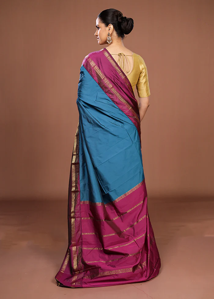 Blue Kanjivaram Silk Saree With Blouse Piece - Image 3