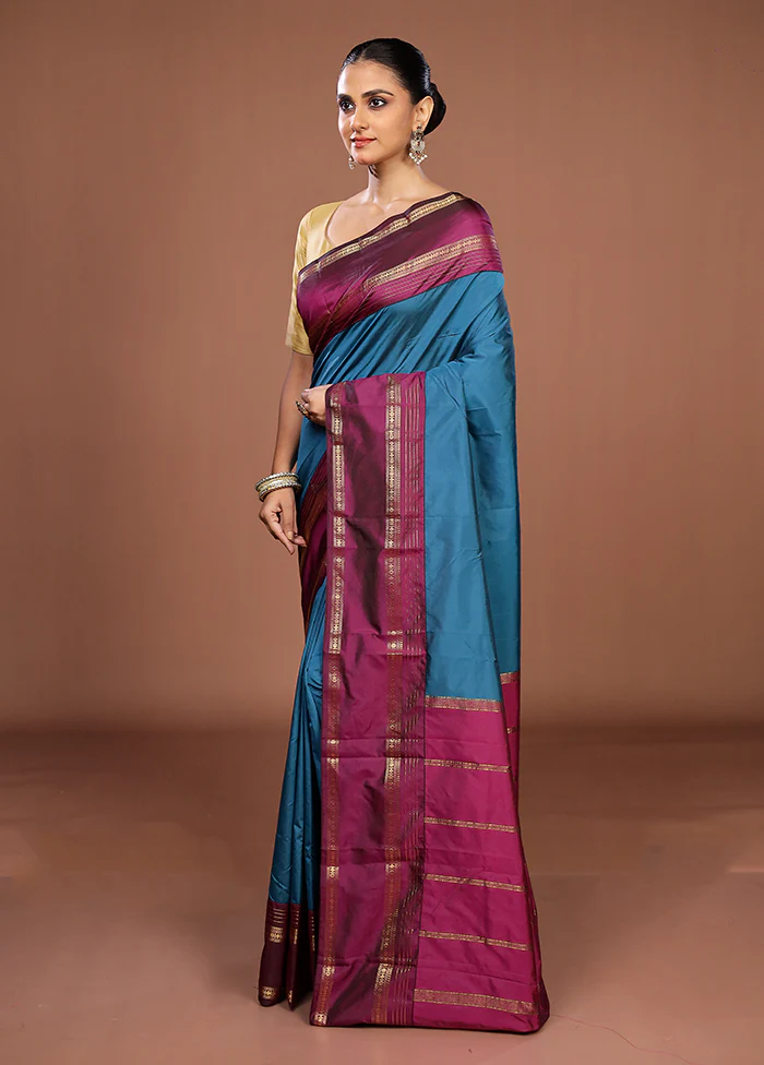 Blue Kanjivaram Silk Saree With Blouse Piece - Image 4