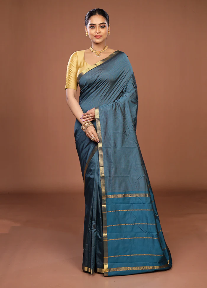Blue Kanjivaram Silk Saree With Blouse Piece - Image 2