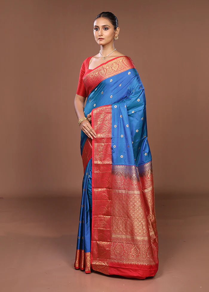 Blue Kanjivaram Silk Saree With Blouse Piece - Image 4