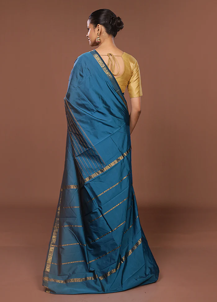 Blue Kanjivaram Silk Saree With Blouse Piece - Image 3