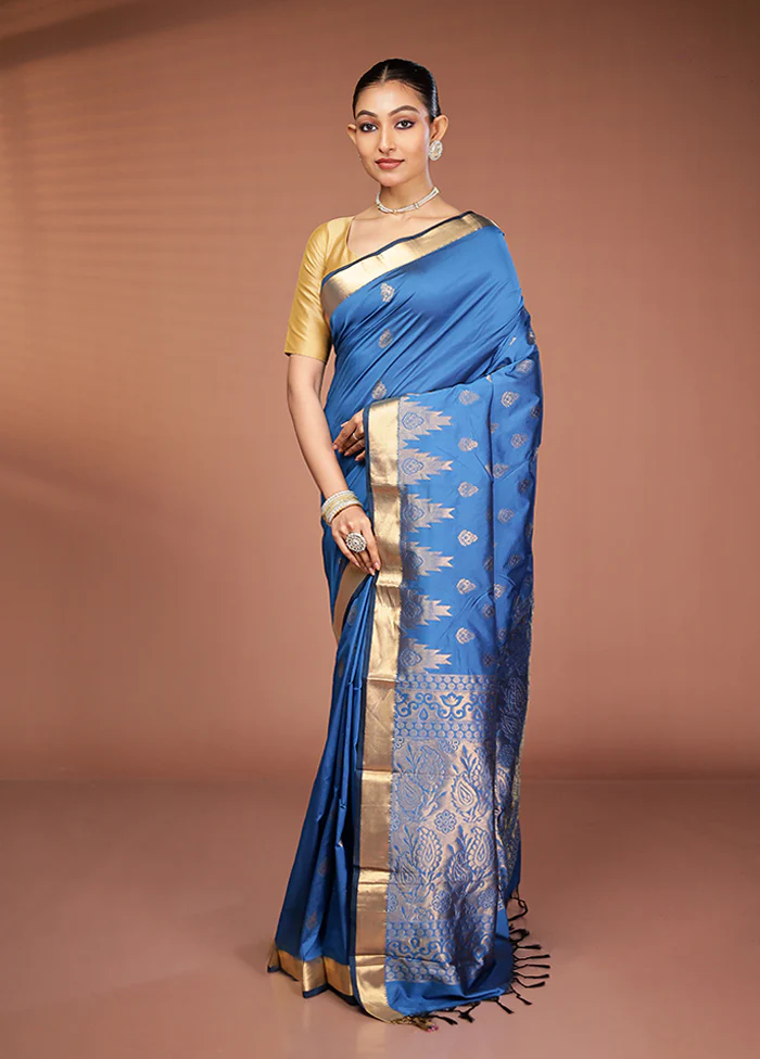 Blue Kanjivaram Silk Saree With Blouse Piece - Image 4