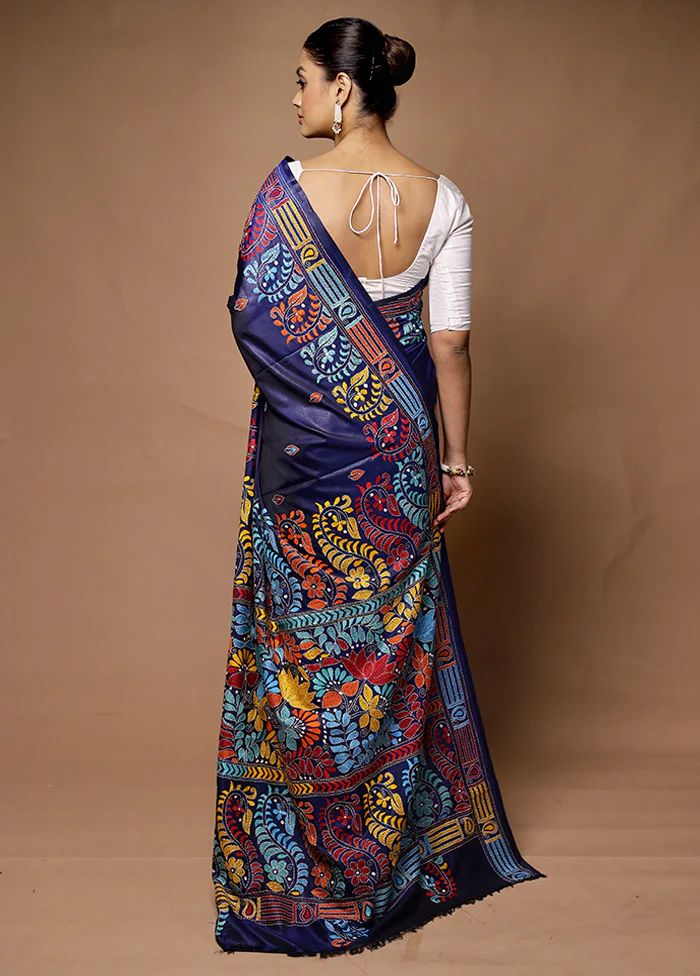 Blue Kantha Stitch Silk Saree With Blouse Piece - Image 3
