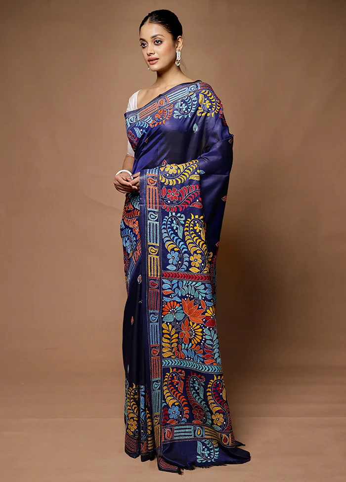 Blue Kantha Stitch Silk Saree With Blouse Piece - Image 4