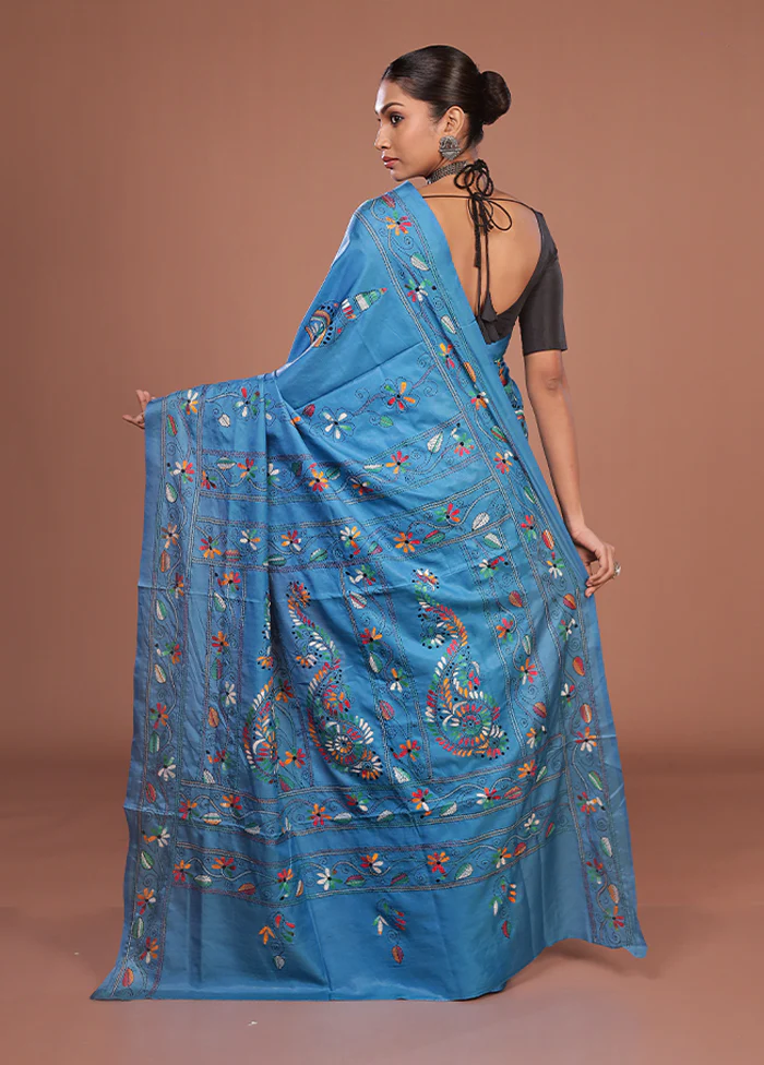 Blue Kantha Stitch Silk Saree With Blouse Piece - Image 3