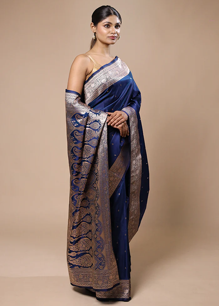 Blue Katan Silk Saree With Blouse Piece - Image 4