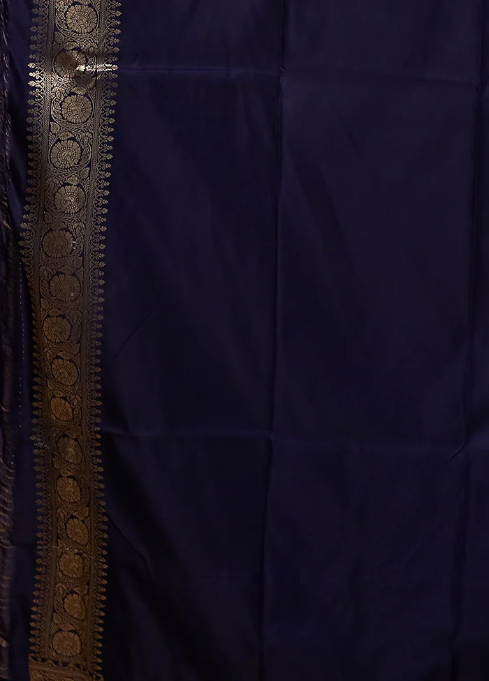 Blue Katan Silk Saree With Blouse Piece - Image 5