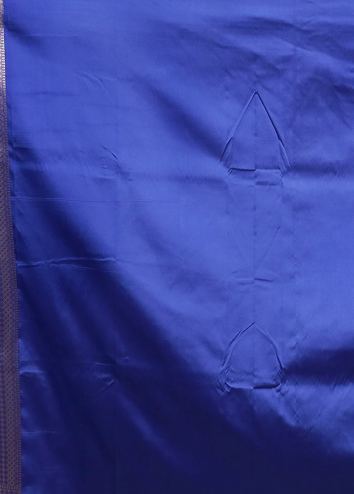 Blue Katan Silk Saree With Blouse Piece - Image 5
