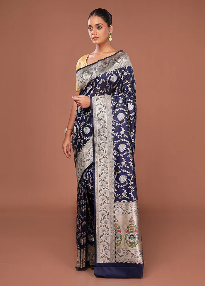 Blue Katan Silk Saree With Blouse Piece - Image 4