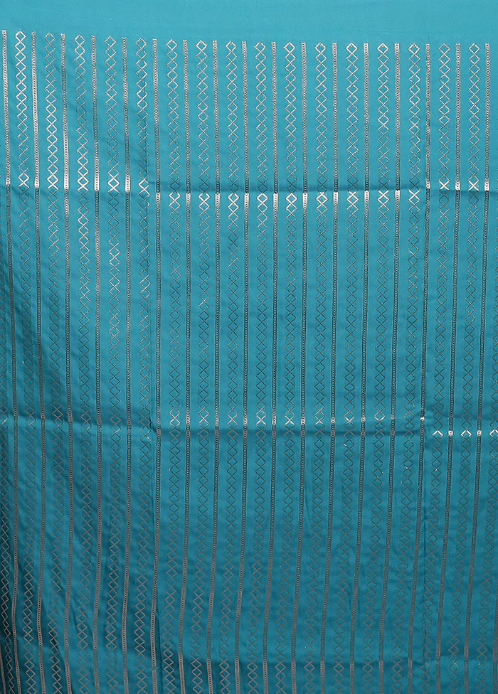 Blue Katan Silk Saree With Blouse Piece - Image 5