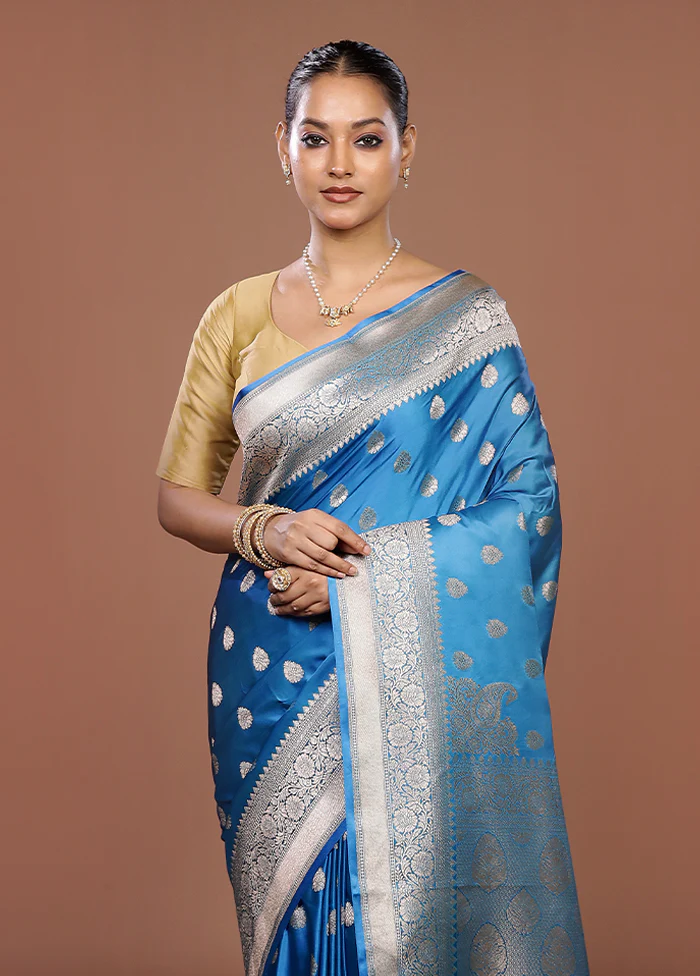 Blue Katan Silk Saree With Blouse Piece