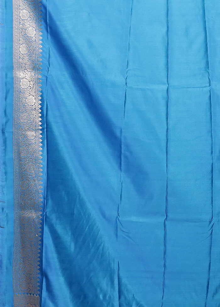 Blue Katan Silk Saree With Blouse Piece - Image 5