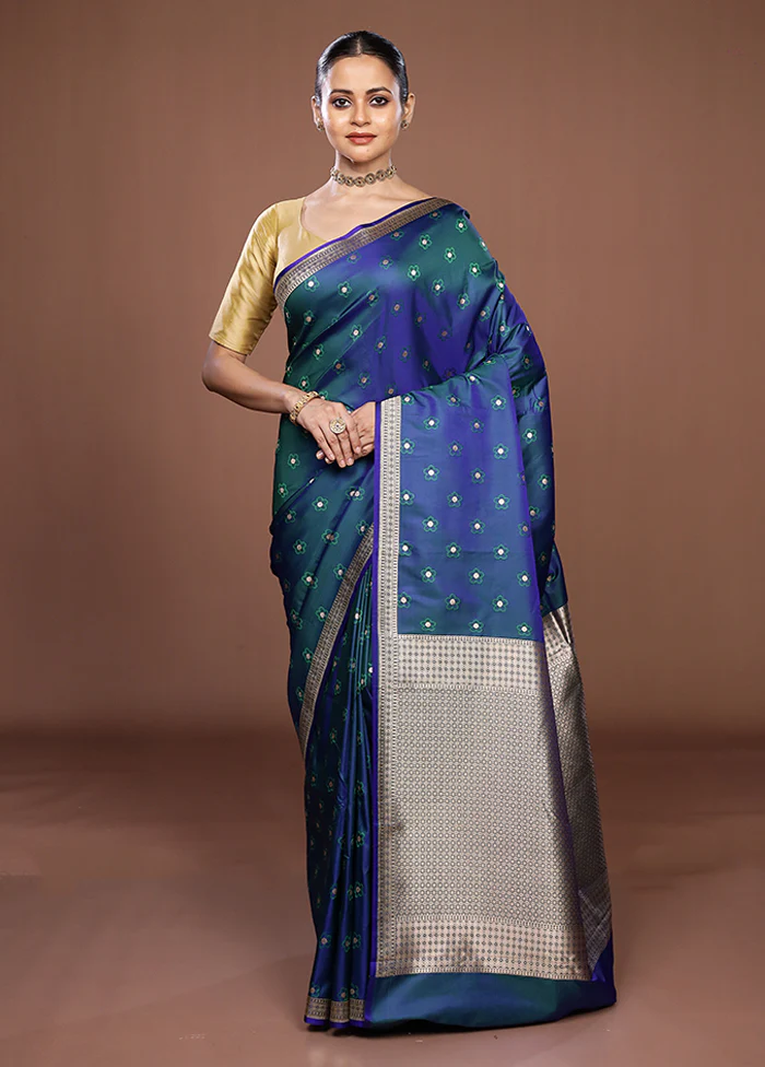 Blue Katan Silk Saree With Blouse Piece - Image 2