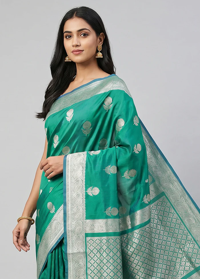 Blue Katan Silk Saree With Blouse Piece - Image 2