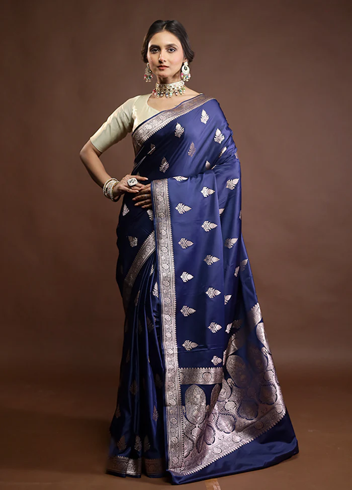 Blue Katan Silk Saree With Blouse Piece - Image 2