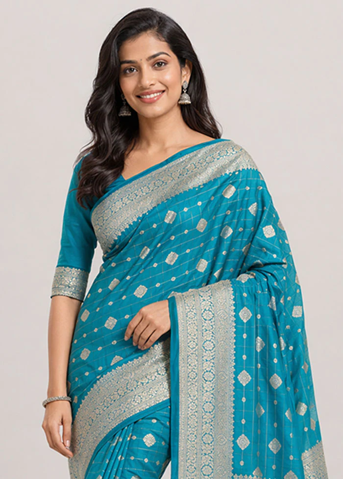 Blue Katan Silk Saree With Blouse Piece - Image 2