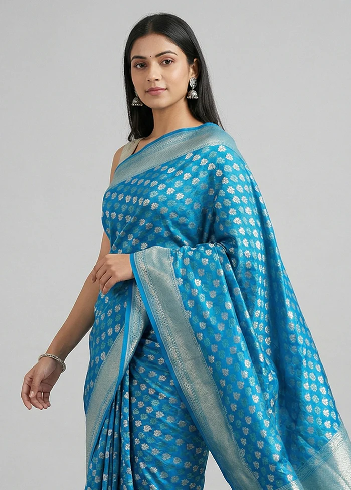 Blue Kora Silk Saree With Blouse Piece - Image 2