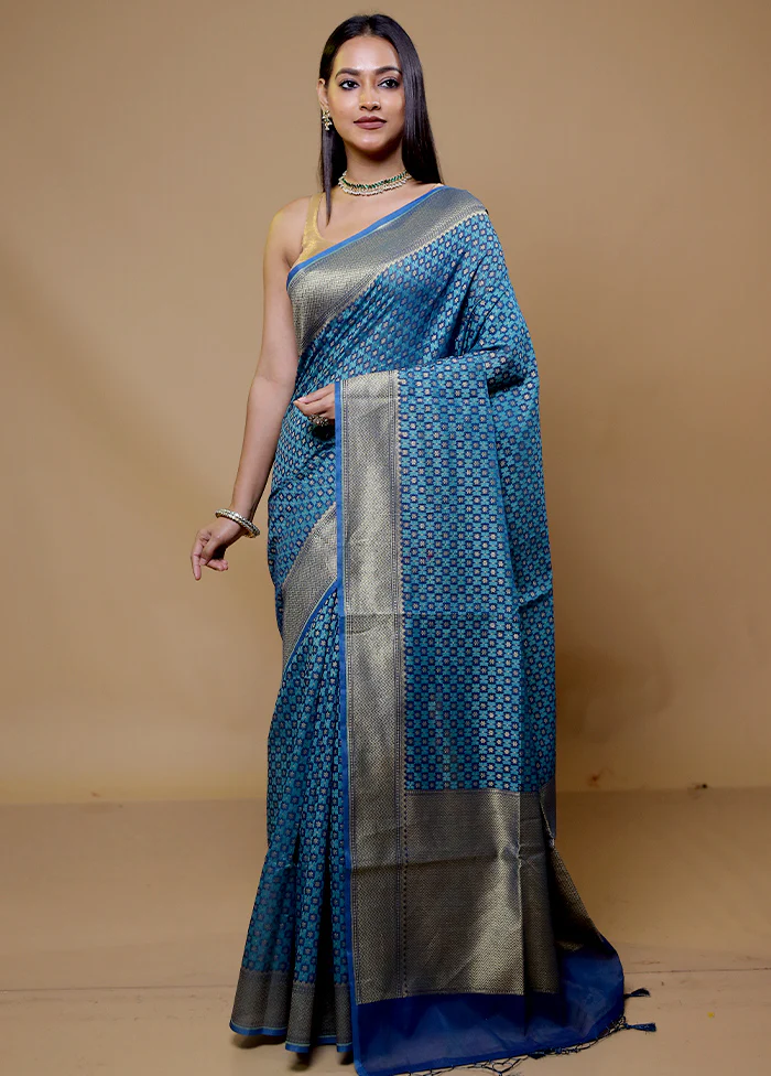Blue Kora Silk Saree With Blouse Piece - Image 2