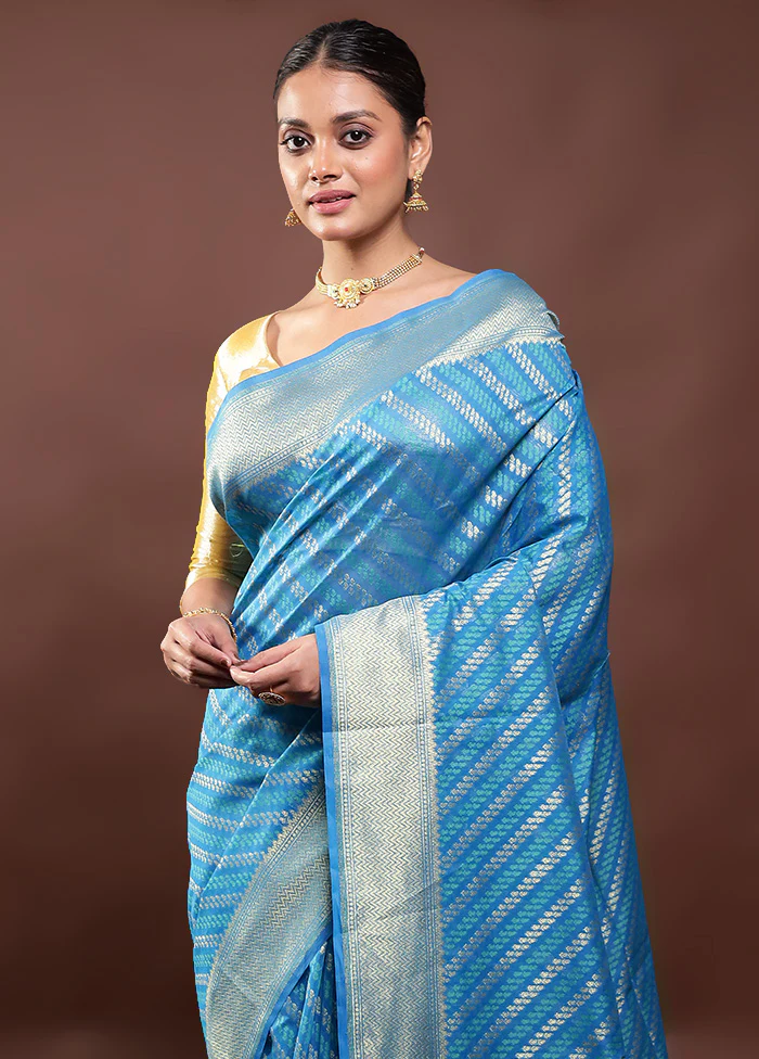 Blue Kora Silk Saree With Blouse Piece - Image 2
