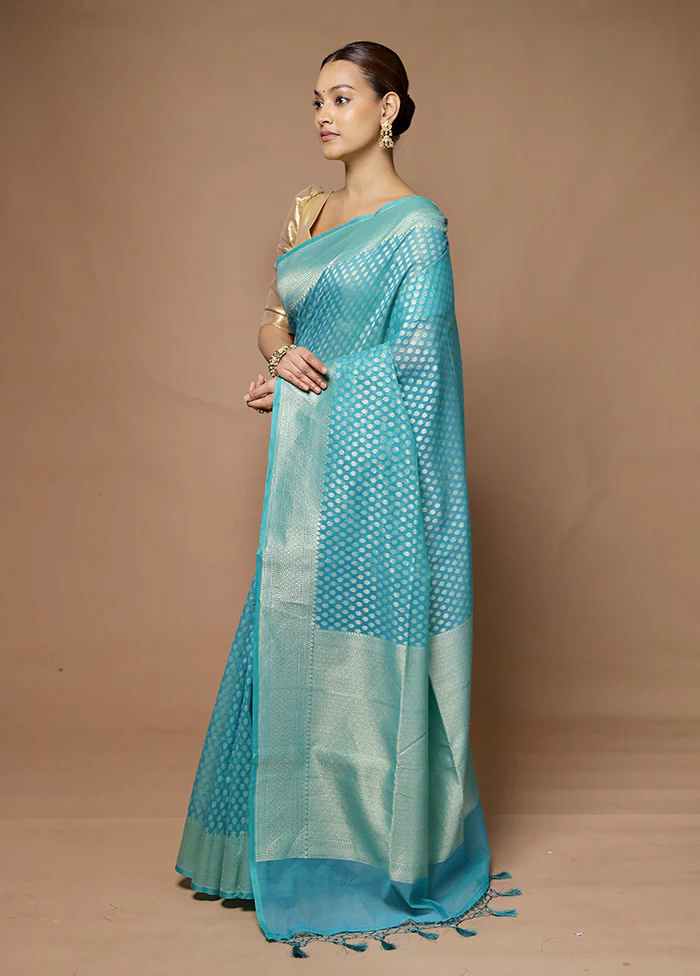Blue Kora Silk Saree With Blouse Piece - Image 4