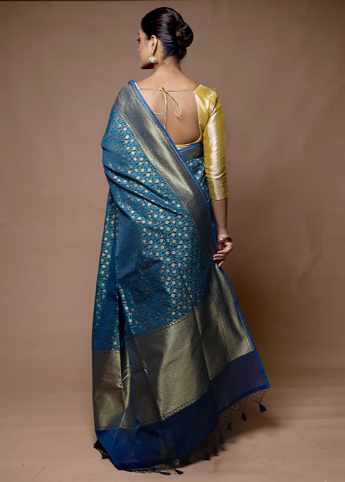 Blue Kora Silk Saree With Blouse Piece - Image 3
