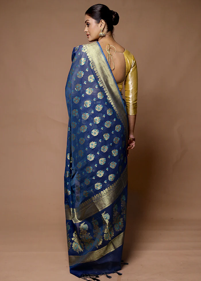 Blue Kora Silk Saree With Blouse Piece - Image 3