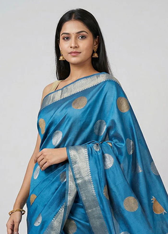 Blue Kora Silk Saree With Blouse Piece - Image 2